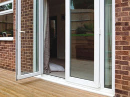 Ремонт пластиковых дверей